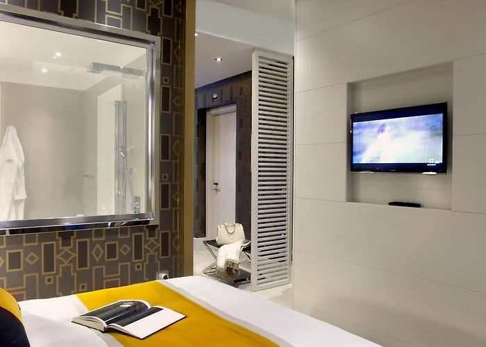 Mood44 4* Roma